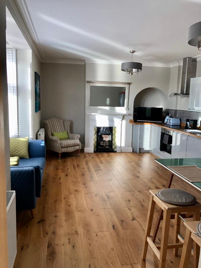 Stunning 2 Bed Georgian Apartment Swafield Exterior foto