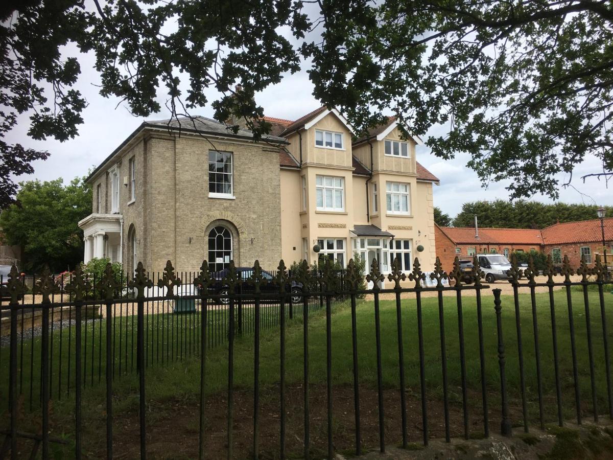 Stunning 2 Bed Georgian Apartment Swafield Exterior foto